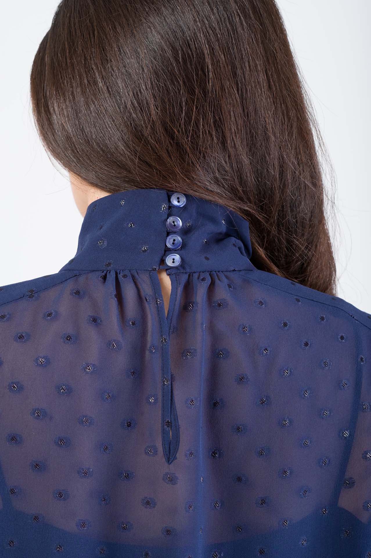 Camicia-collo-alto-in-seta-blu-Macramè-Italia-3